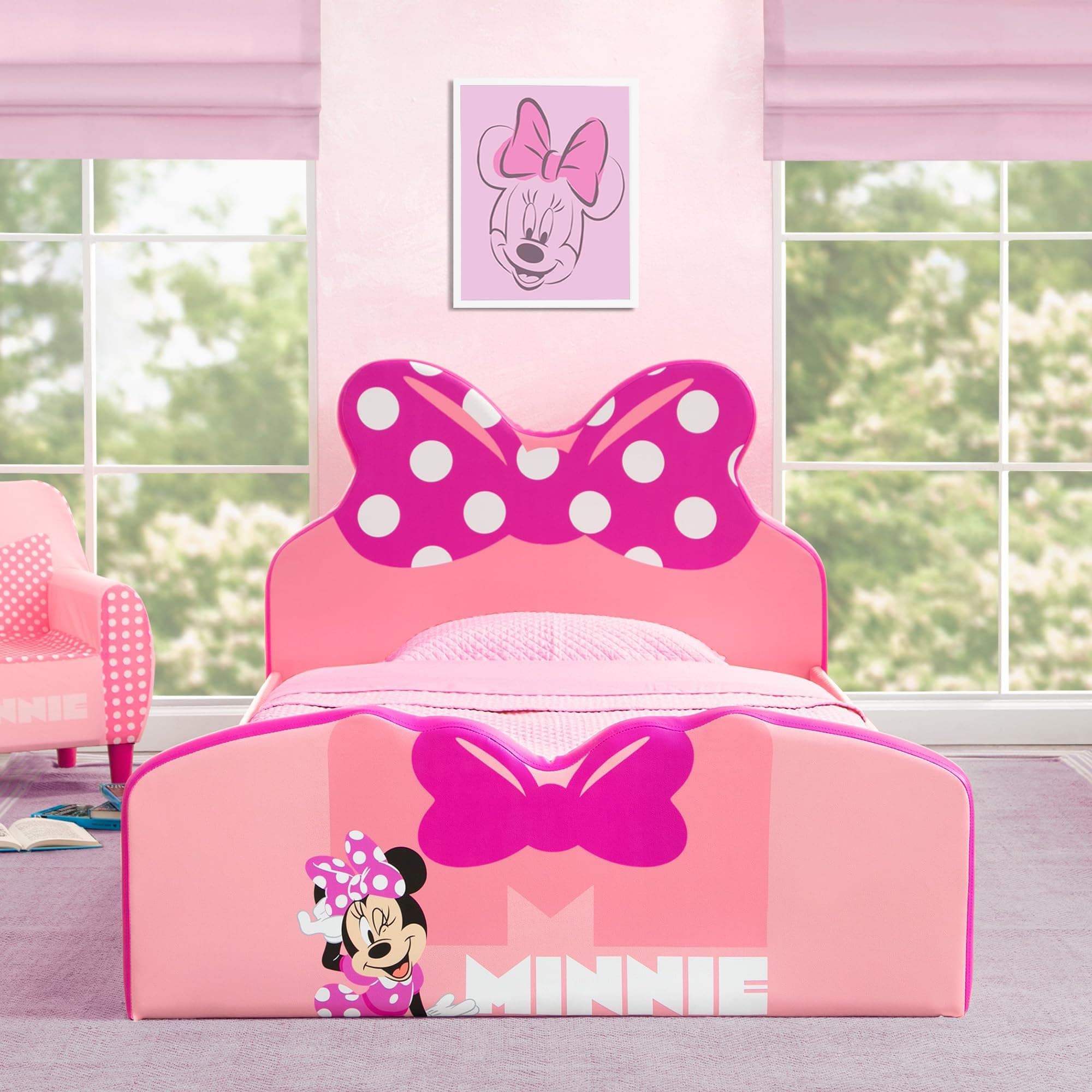 Delta Children Minnie Mouse Upholstered Twin Bed, Pink